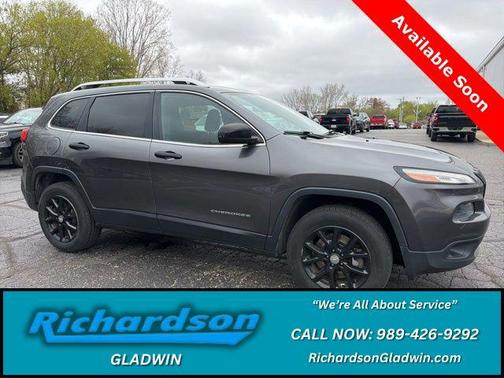 Granite Crystal Metallic Clearcoat 2016 Jeep Cherokee Latitude