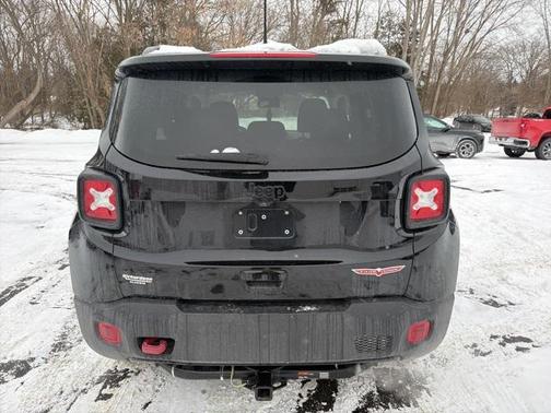 2023 Jeep Renegade Trailhawk