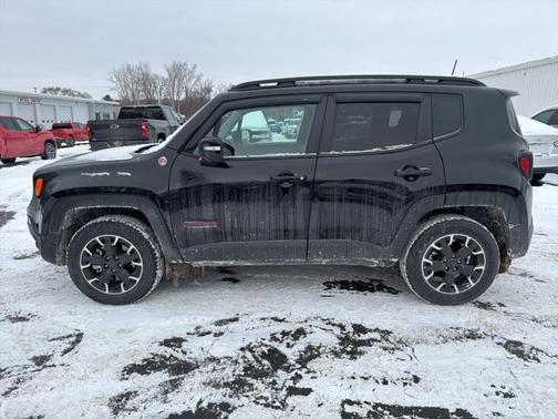 2023 Jeep Renegade Trailhawk