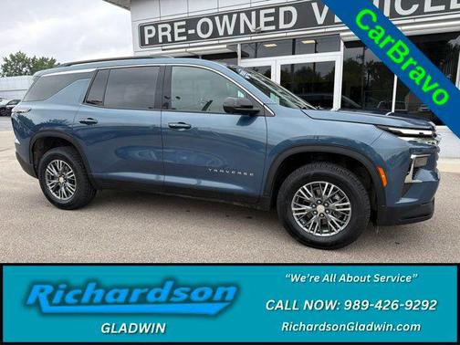 Lakeshore Blue Metallic 2025 Chevrolet Traverse LT
