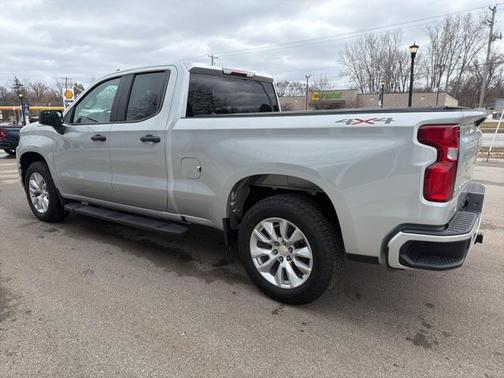 2020 Chevrolet Silverado 1500 Custom