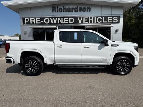 2022 GMC Sierra 1500 AT4