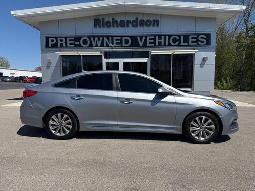 2017 Hyundai SONATA Sport