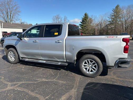 Silver Ice Metallic 2021 Chevrolet Silverado 1500 LT