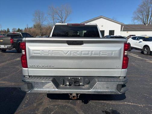 Silver Ice Metallic 2021 Chevrolet Silverado 1500 LT
