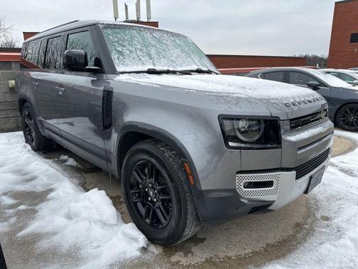 2023 Land Rover Defender 130 SE