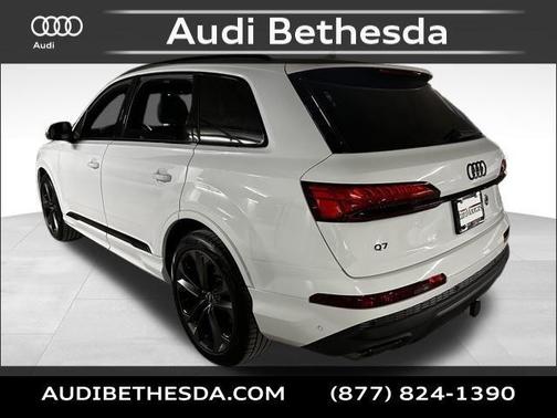 2025 Audi Q7 55 Prestige