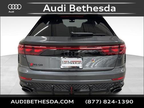 Daytona Gray 2026 Audi RS Q8 4.0T