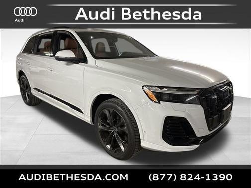 2025 Audi Q7 55 Premium Plus