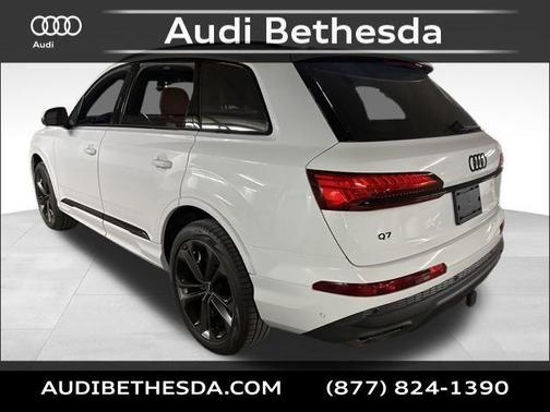 2025 Audi Q7 55 Premium Plus