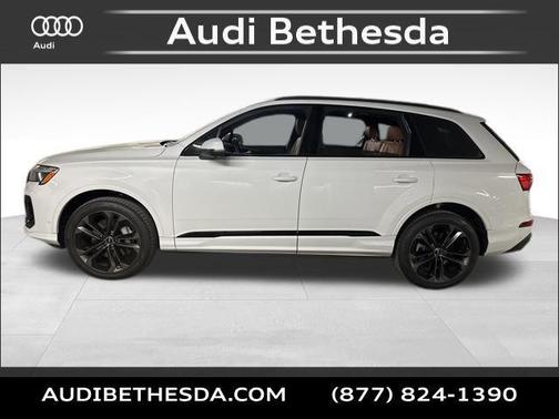 2025 Audi Q7 55 Premium Plus