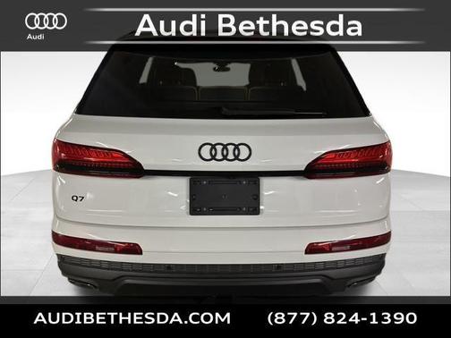 2025 Audi Q7 55 Premium Plus