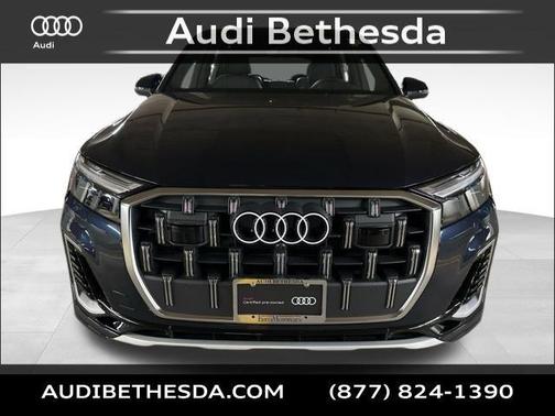 2025 Audi Q7 55 Premium