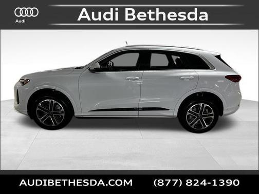 2025 Audi Q5 Premium