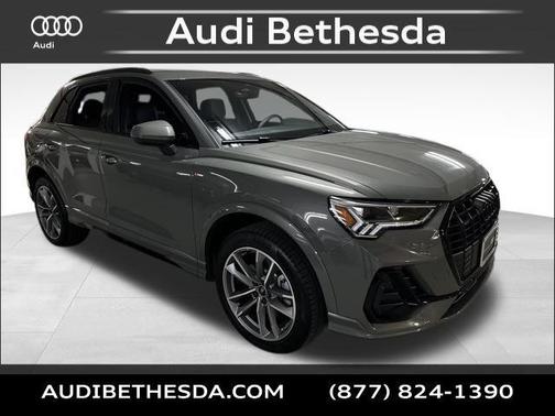2025 Audi Q3 Premium 45 TFSI S line quattro Tiptronic