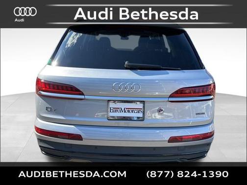 2021 Audi Q7 55 Prestige