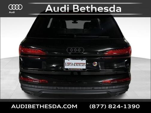 2026 Audi Q7 45 Premium