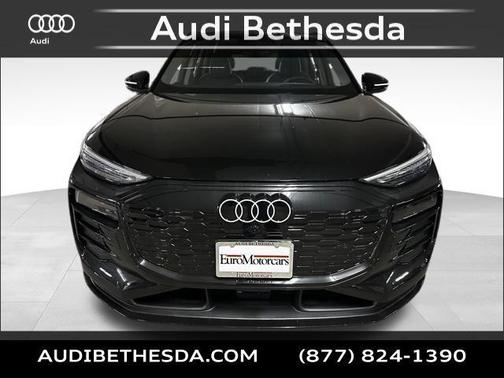 2025 Audi Q6 e-tron Premium Plus quattro