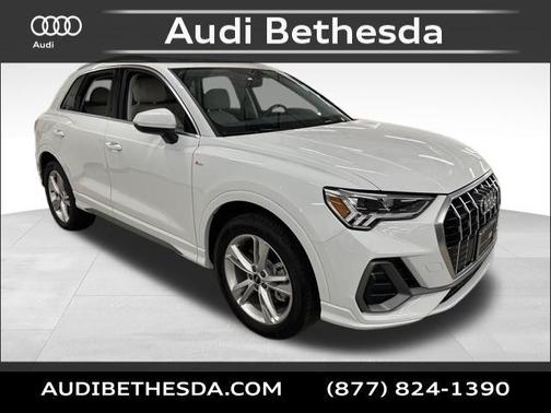 Glacier White Metallic 2023 Audi Q3 Premium 45 TFSI S line quattro Tiptronic