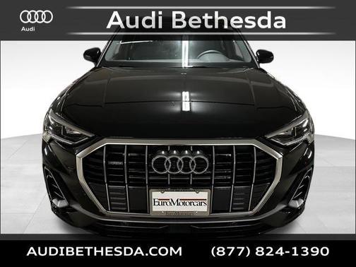 2025 Audi Q3 Premium 45 TFSI S line quattro Tiptronic