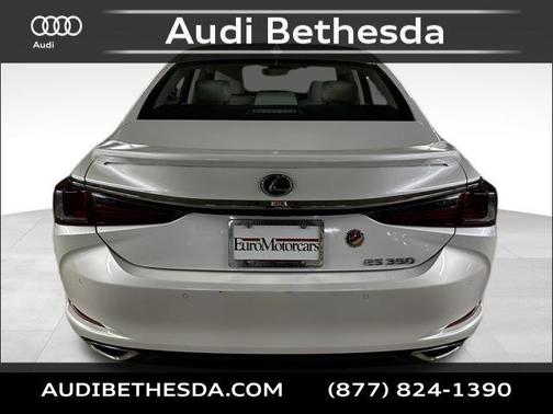 2023 Lexus ES 350 Base