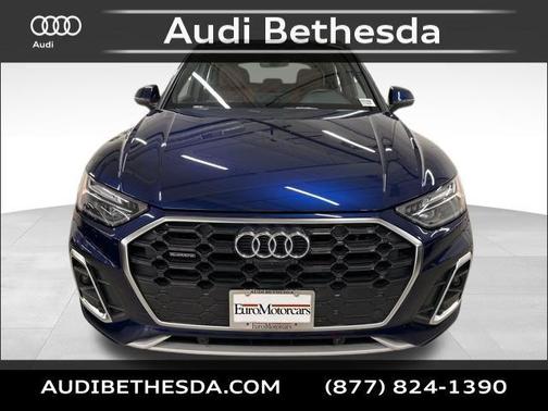 2022 Audi Q5 45 S line Premium Plus