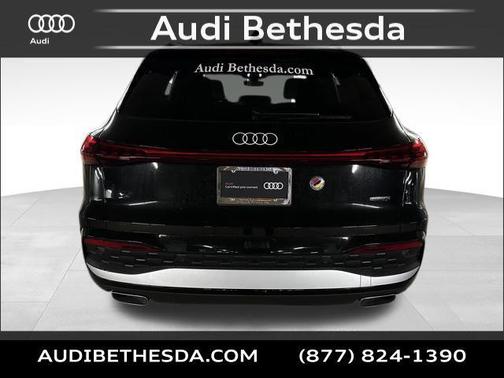 Mythos Black Metallic 2025 Audi Q5 Premium TFSI quattro S tronic