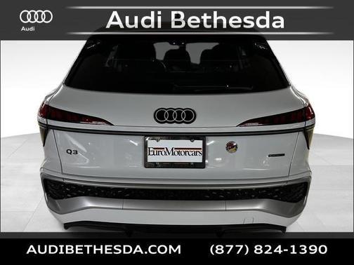 Glacier White 2026 Audi Q3 TFSI quattro S tronic