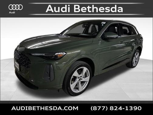 District Green Metallic 2026 Audi Q5 Premium Plus TFSI quattro S tronic