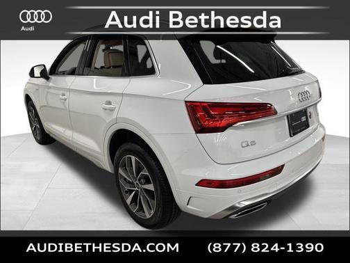 2024 Audi Q5 45 S line Premium