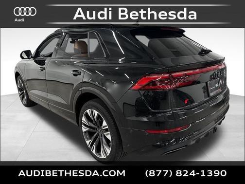2025 Audi Q8 55 Premium Plus