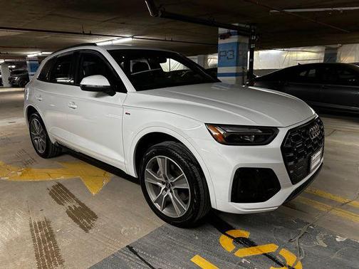2025 Audi Q5 45 S line Premium
