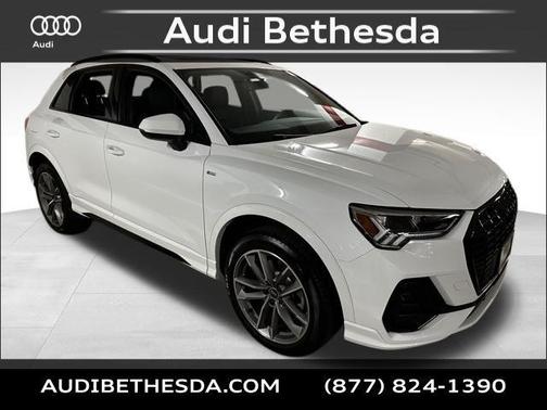 2025 Audi Q3 Premium 45 TFSI S line quattro Tiptronic
