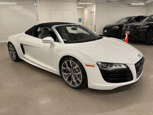 2011 Audi R8 5.2 quattro Spyder