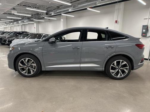 2025 Audi Q4 e-tron Sportback Prestige 55 quattro