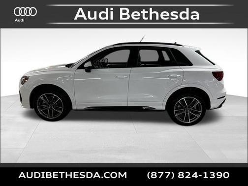 2025 Audi Q3 Premium 45 TFSI S line quattro Tiptronic