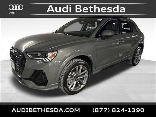 2025 Audi Q3 Premium 45 TFSI S line quattro Tiptronic