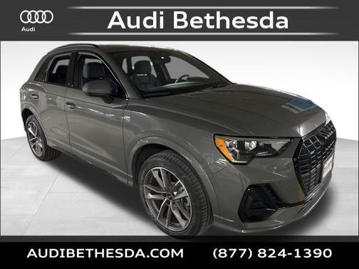 2022 Audi Q3 45 S line Premium