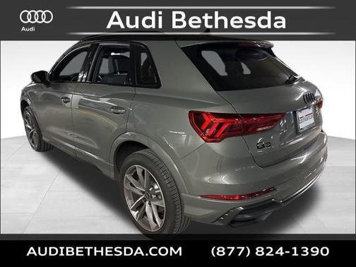2022 Audi Q3 45 S line Premium