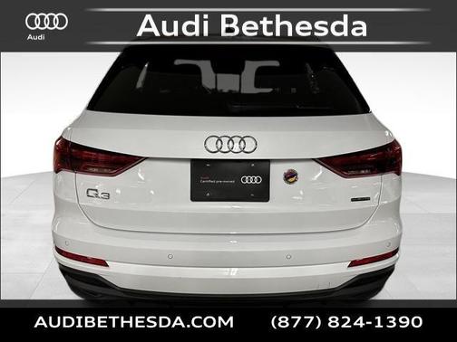 2024 Audi Q3 Premium 45 TFSI S line quattro Tiptronic