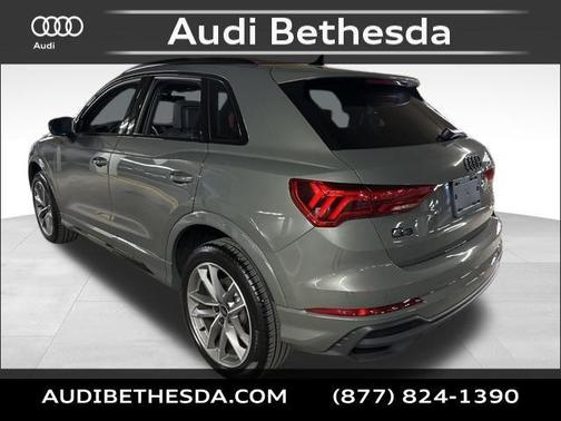 2025 Audi Q3 Premium 45 TFSI S line quattro Tiptronic