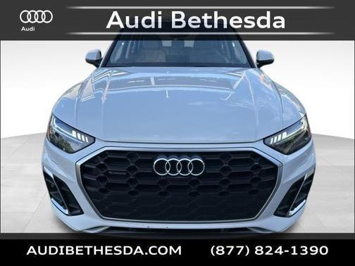 2022 Audi Q5 45 S line Prestige