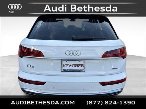2022 Audi Q5 45 S line Prestige