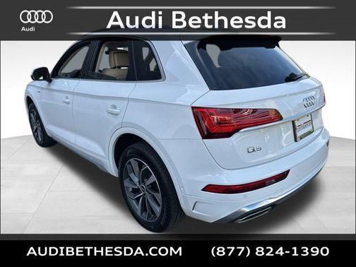 2022 Audi Q5 45 S line Prestige