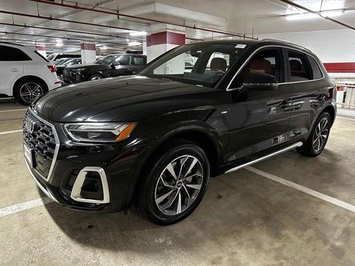 2022 Audi Q5 45 S line Premium Plus