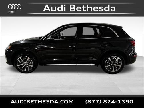 2022 Audi Q5 45 S line Premium Plus