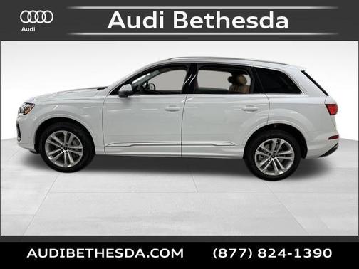 Glacier White Metallic 2026 Audi Q7 45 Premium Plus