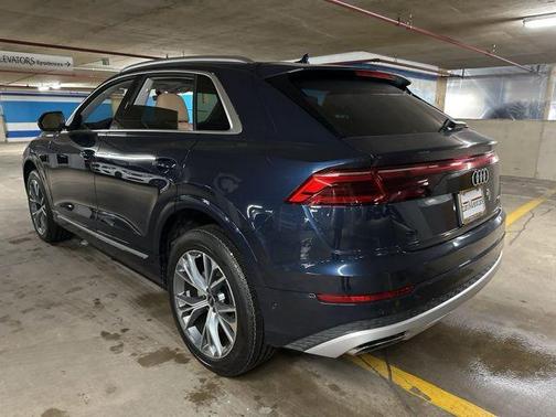 2025 Audi Q8 55 Premium