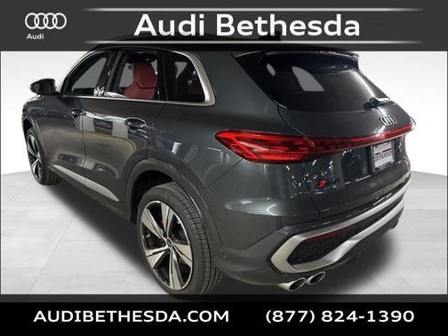 2025 Audi SQ5 3.0T Premium Plus