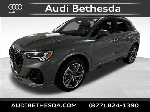 2025 Audi Q3 Premium 45 TFSI S line quattro Tiptronic